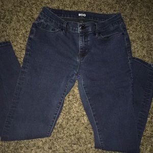 Dark wash skinny jeans